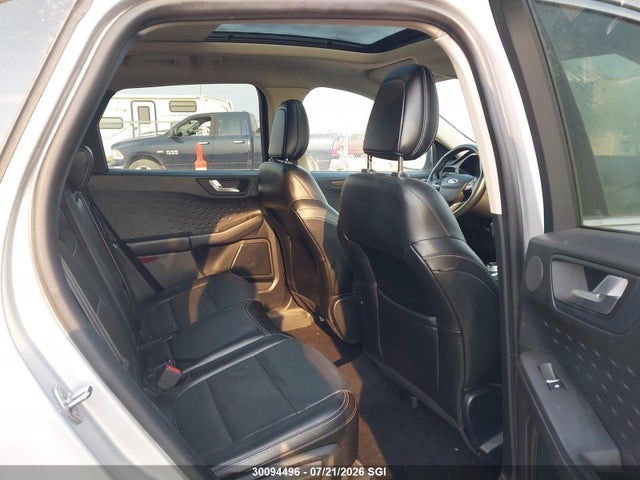 30094496 :رقم المزاد ، 1FMCU9DZ6LUC59485 vin ، 2020 Ford Escape Titanium مزاد بيع
