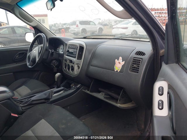 30094518 :رقم المزاد ، 1FMYU93127KB82035 vin ، 2007 Ford Escape Xlt مزاد بيع