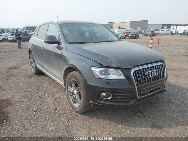 30094530 :رقم المزاد ، WA1LFCFP7EA100335 vin ، 2014 Audi Q5 Premium Plus مزاد بيع