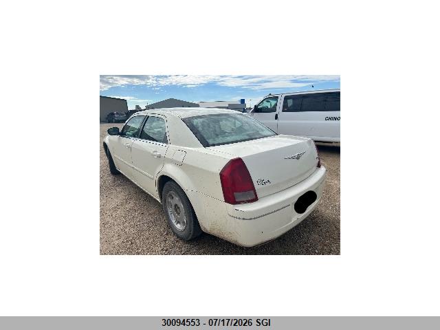 2005 Chrysler 300 Touring მანქანა იყიდება აუქციონზე, vin: 2C3JA53G15H688234, აუქციონის ნომერი: 30094553