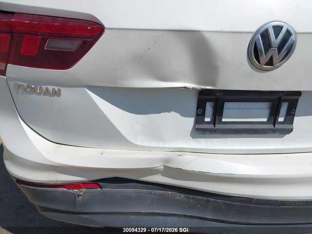 Volkswagen TIGUAN S 2019 3VV0B7AX4KM014404 Image 14
