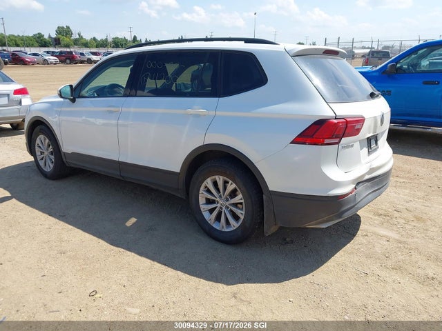 Volkswagen TIGUAN S 2019 3VV0B7AX4KM014404 Image 3