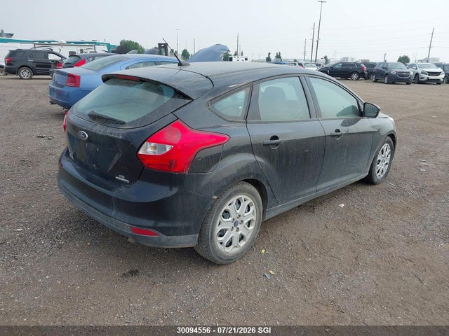 30094556 :رقم المزاد ، 1FADP3K29EL120632 vin ، 2014 Ford Focus Se مزاد بيع