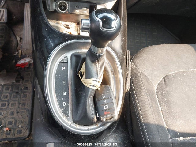 KIA SOUL + 2019 KNDJP3A55K7672190 Image 11