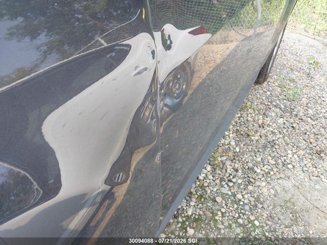 2GNFLFEK8G6335126 Chevrolet EQUINOX LT
