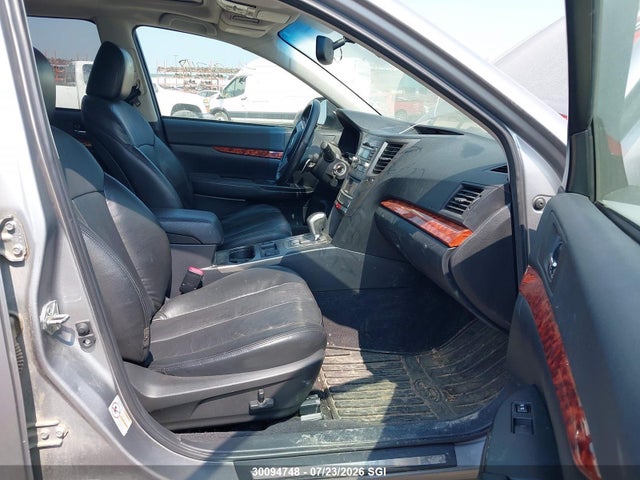 30094748 :رقم المزاد ، 4S4BRGKC4A3359734 vin ، 2010 Subaru Outback 2.5i Limited مزاد بيع