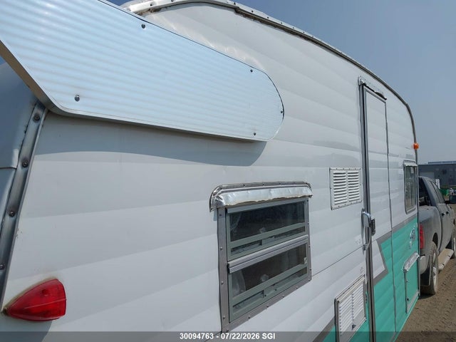 Forest River Inc. Shasta 2015 5ZT2SAEC8FE610945 Image 7