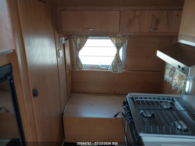Forest River Inc. Shasta 2015 5ZT2SAEC8FE610945 Image 8