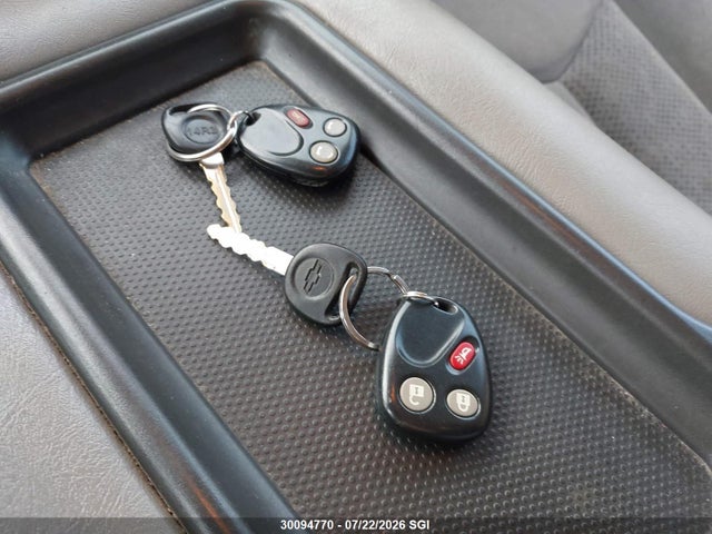 30094770 :رقم المزاد ، 3GNEK12T05G134532 vin ، 2005 Chevrolet Avalanche K1500 مزاد بيع