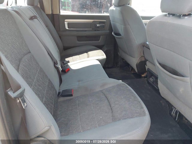 1C6RR7TT3ES151011 RAM 1500 Slt