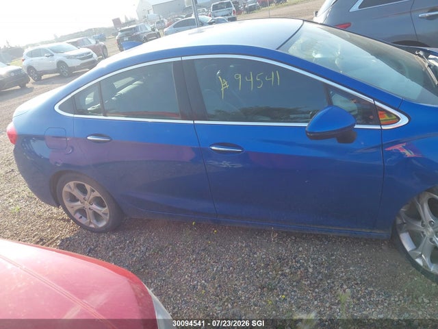 Chevrolet Cruze Premier 2017 3G1BF5SM8HS532792 Image 12