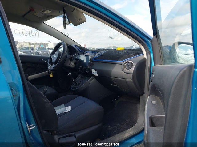 30094865 :رقم المزاد ، JM1DE1HY3B0113673 vin ، 2011 Mazda Mazda2 مزاد بيع