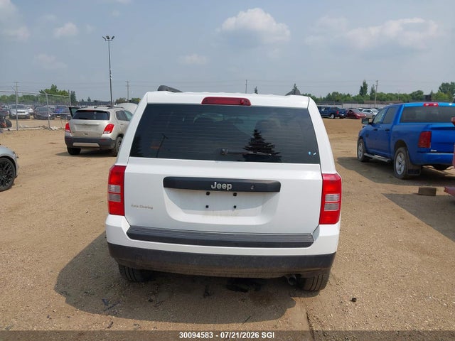 30094583 :رقم المزاد ، 1C4NJPAB4FD358246 vin ، 2015 Jeep Patriot مزاد بيع