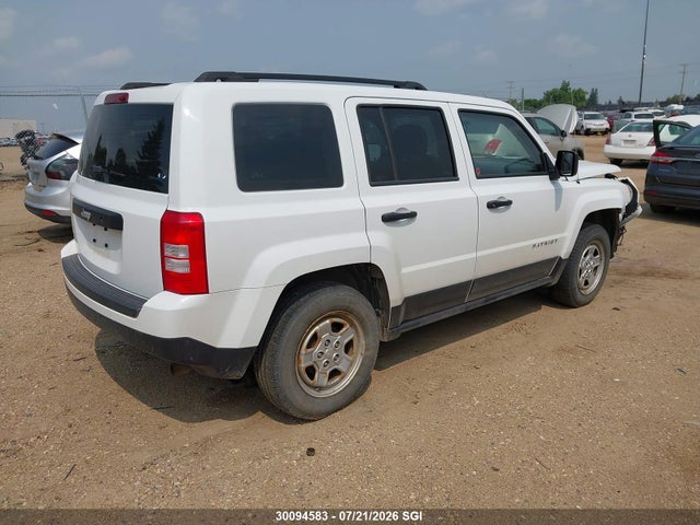 30094583 :رقم المزاد ، 1C4NJPAB4FD358246 vin ، 2015 Jeep Patriot مزاد بيع