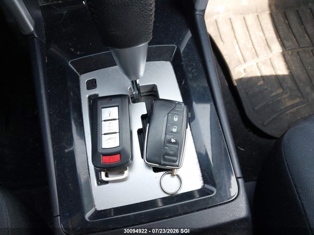 30094922 :رقم المزاد ، JA32U1FU7AU601931 vin ، 2010 Mitsubishi Lancer De مزاد بيع