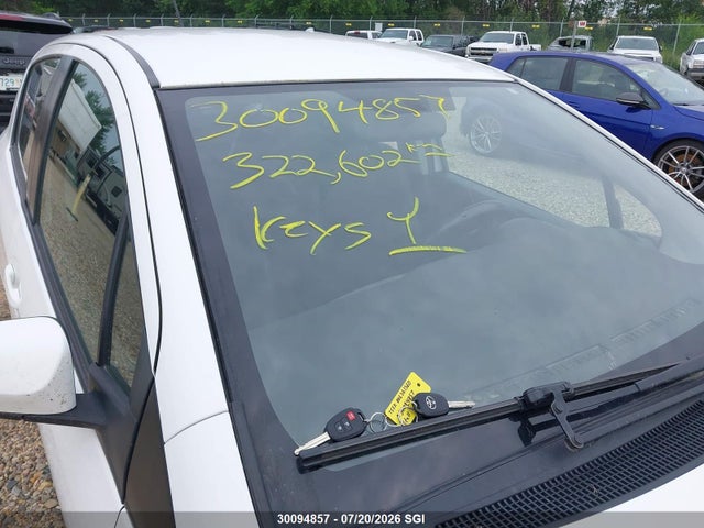 Toyota Yaris 2014 VNKKTUD31EA007155 Image 11
