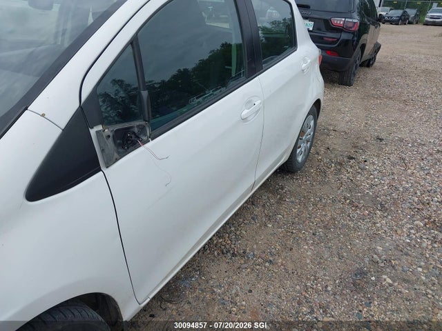 Toyota Yaris 2014 VNKKTUD31EA007155 Image 6