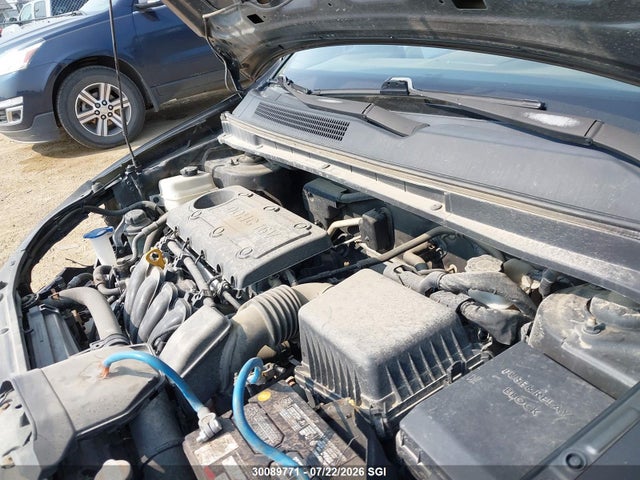 30089771 :رقم المزاد ، KNAFG528997242678 vin ، 2009 Kia Rondo Lx/ex مزاد بيع
