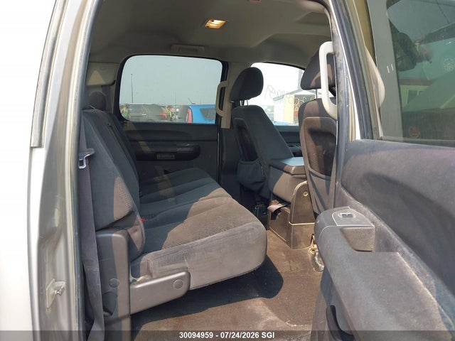 2007 Chevrolet Silverado K1500 Crew Cab მანქანა იყიდება აუქციონზე, vin: 2GCEK13C171716853, აუქციონის ნომერი: 30094959
