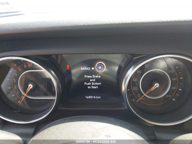 30092796 :رقم المزاد ، 1C4HJXEG3LW326388 vin ، 2020 Jeep Wrangler Unlimited Sahara مزاد بيع