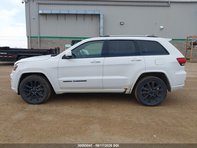 1C4RJFAG6JC219855 Jeep Grand Cherokee Laredo