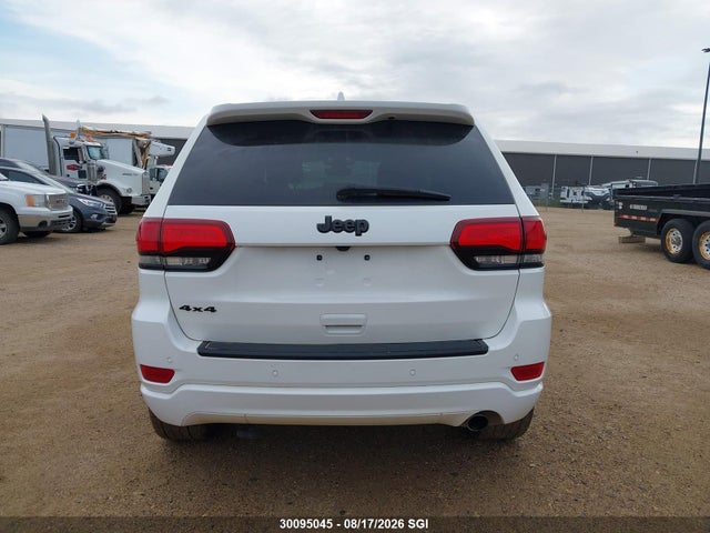 1C4RJFAG6JC219855 Jeep Grand Cherokee Laredo