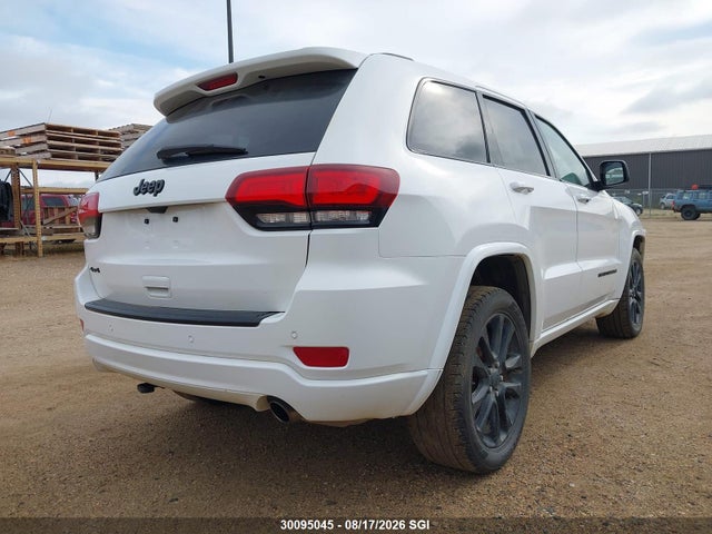 1C4RJFAG6JC219855 Jeep Grand Cherokee Laredo