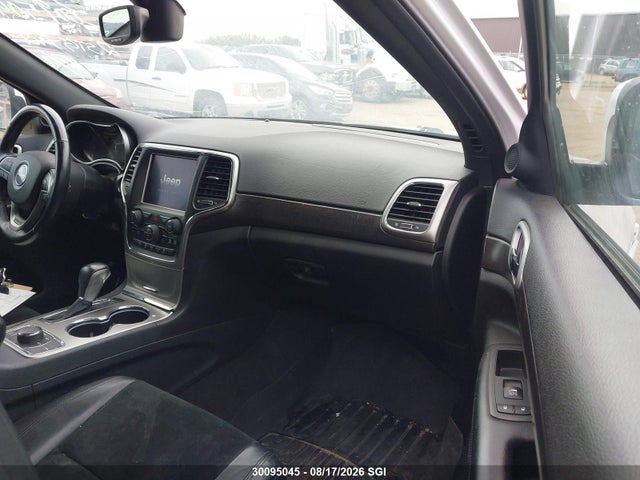 1C4RJFAG6JC219855 Jeep Grand Cherokee Laredo