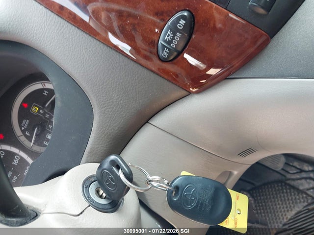 Продаж на аукціоні авто 2004 Toyota Sienna Xle/xle Limited, vin: 5TDBA22C64S015517, номер лоту: 30095001