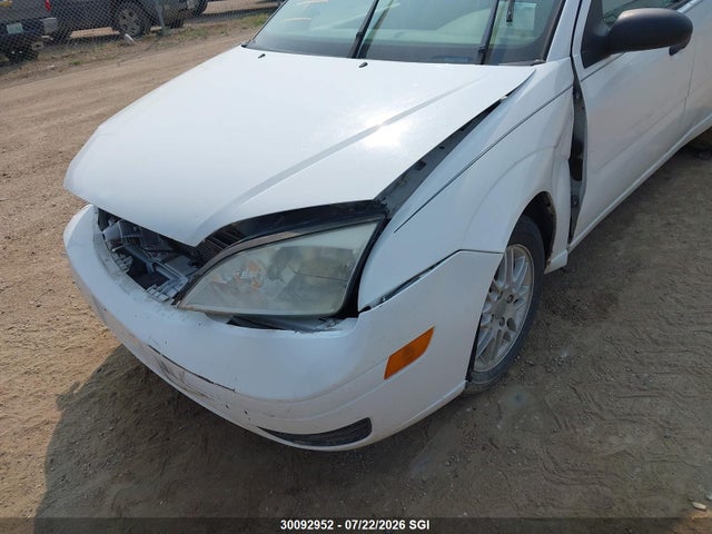 30092952 :رقم المزاد ، 1FAFP36N75W171641 vin ، 2005 Ford Focus Zxw مزاد بيع