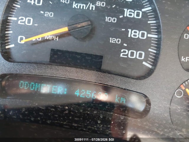 30091111 :رقم المزاد ، 2GTEK19V051228502 vin ، 2005 Gmc New Sierra K1500 مزاد بيع