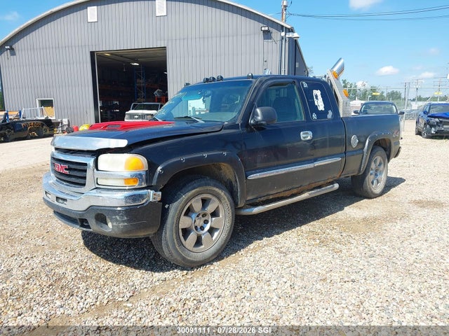 30091111 :رقم المزاد ، 2GTEK19V051228502 vin ، 2005 Gmc New Sierra K1500 مزاد بيع