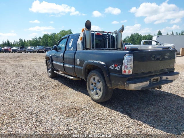 30091111 :رقم المزاد ، 2GTEK19V051228502 vin ، 2005 Gmc New Sierra K1500 مزاد بيع