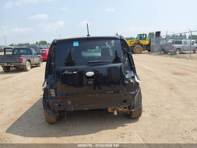 30090780 :رقم المزاد ، KNDJT2A6XD7624766 vin ، 2013 Kia Soul +/!/sport مزاد بيع