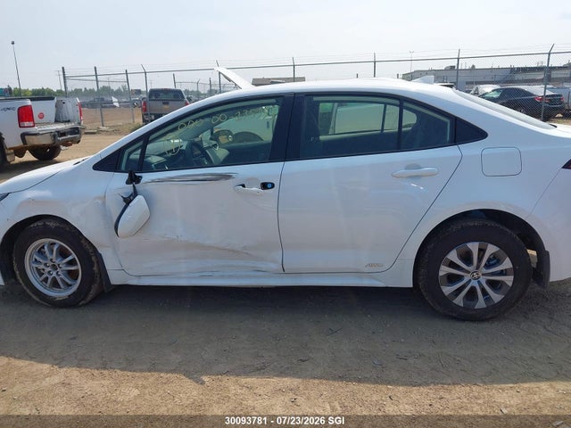 Toyota Corolla Le/se 2026 JTDBDMHE2T3035386 Image 13