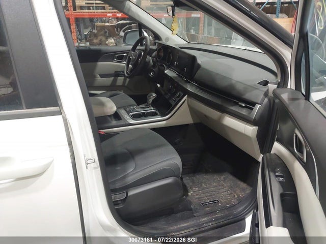 KIA Carnival Lx 2024 KNDNB5H30R6371584 Image 5
