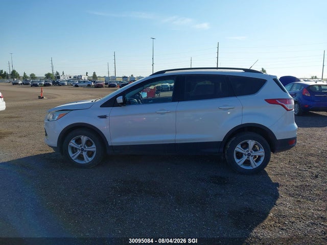 30095084 :رقم المزاد ، 1FMCU0GX7EUE29863 vin ، 2014 Ford Escape Se مزاد بيع
