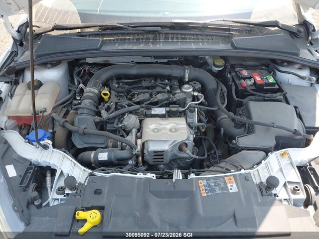 Ford FOCUS SE 2016 1FADP3KE1GL341932 Image 10