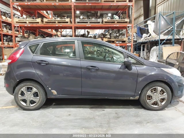 30095023 :رقم المزاد ، 3FADP4EJ1DM145479 vin ، 2013 Ford Fiesta Se مزاد بيع