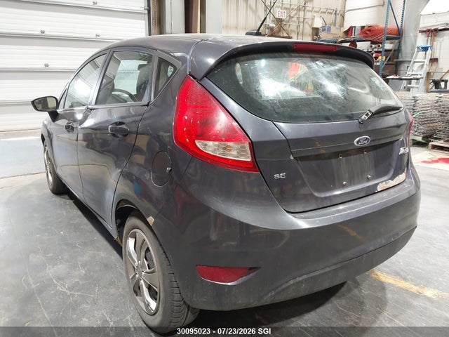 30095023 :رقم المزاد ، 3FADP4EJ1DM145479 vin ، 2013 Ford Fiesta Se مزاد بيع