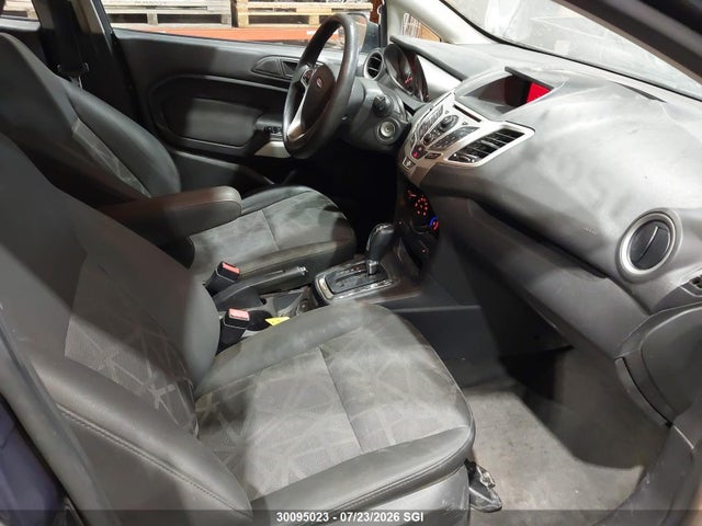30095023 :رقم المزاد ، 3FADP4EJ1DM145479 vin ، 2013 Ford Fiesta Se مزاد بيع