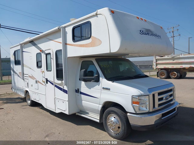 Продажа на аукционе авто 2013 Ford Econoline E450 Super Duty Cutwy Van, vin: 1FDXE4FS5DDA67915, номер лота: 30092367