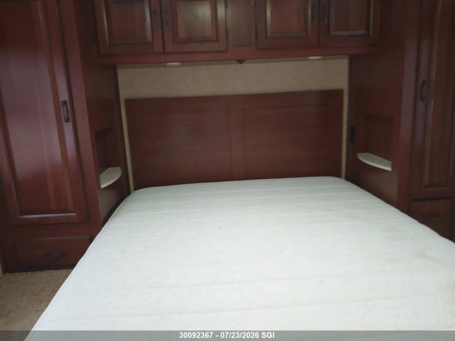Продажа на аукционе авто 2013 Ford Econoline E450 Super Duty Cutwy Van, vin: 1FDXE4FS5DDA67915, номер лота: 30092367