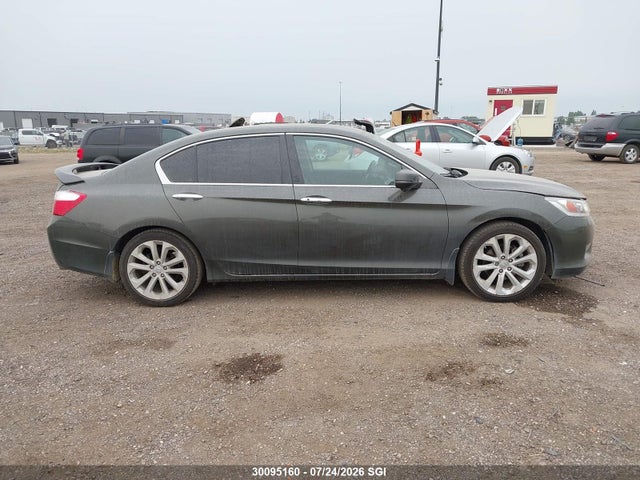 Honda Accord Touring 2015 1HGCR2F98FA804894 Image 12