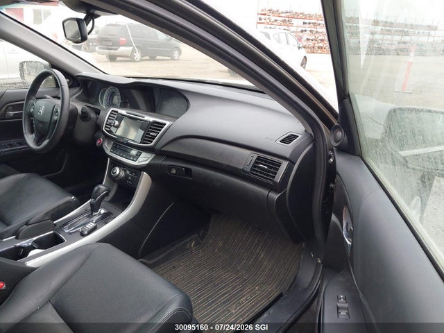 Honda Accord Touring 2015 1HGCR2F98FA804894 Image 5