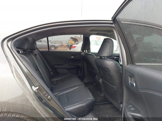 Honda Accord Touring 2015 1HGCR2F98FA804894 Image 8