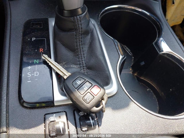 5TDBKRFH7GS243879 Toyota Highlander Le/le Plus