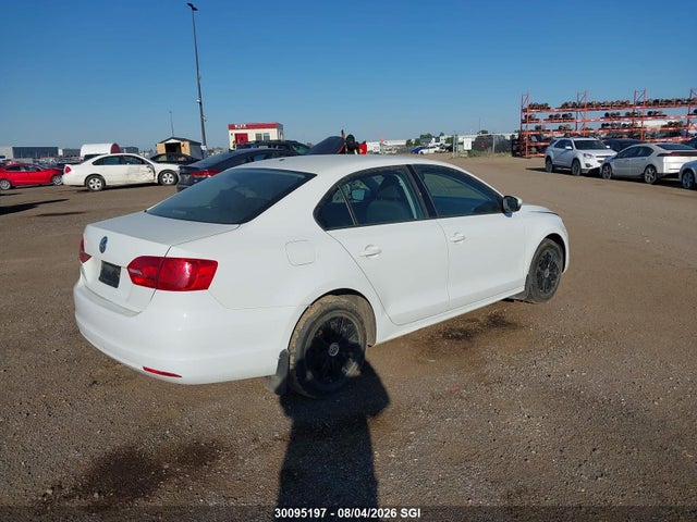 30095197 :رقم المزاد ، 3VW2K7AJ8EM256715 vin ، 2014 Volkswagen Jetta 2.0l Trendline+ مزاد بيع
