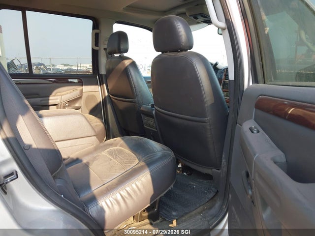 30095214 :رقم المزاد ، 1FMZU75W35UB91975 vin ، 2005 Ford Explorer Limited مزاد بيع