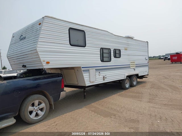 30095228 :رقم المزاد ، 4X4FSMA21VA881586 vin ، 1997 Forest River Inc. Salem مزاد بيع